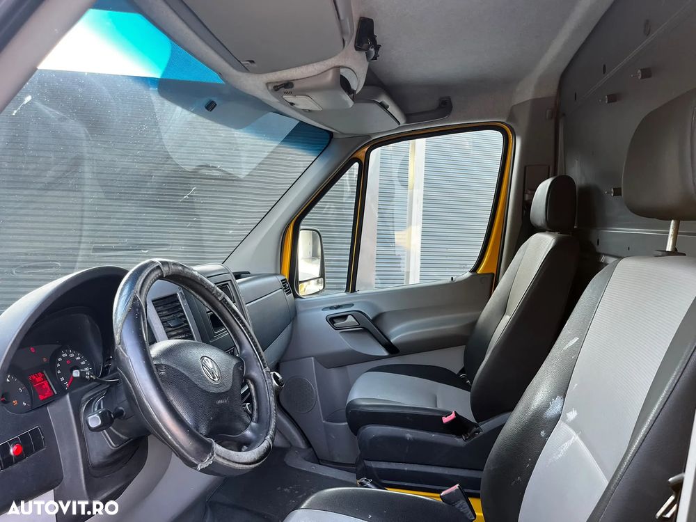 Volkswagen CRAFTER - 11