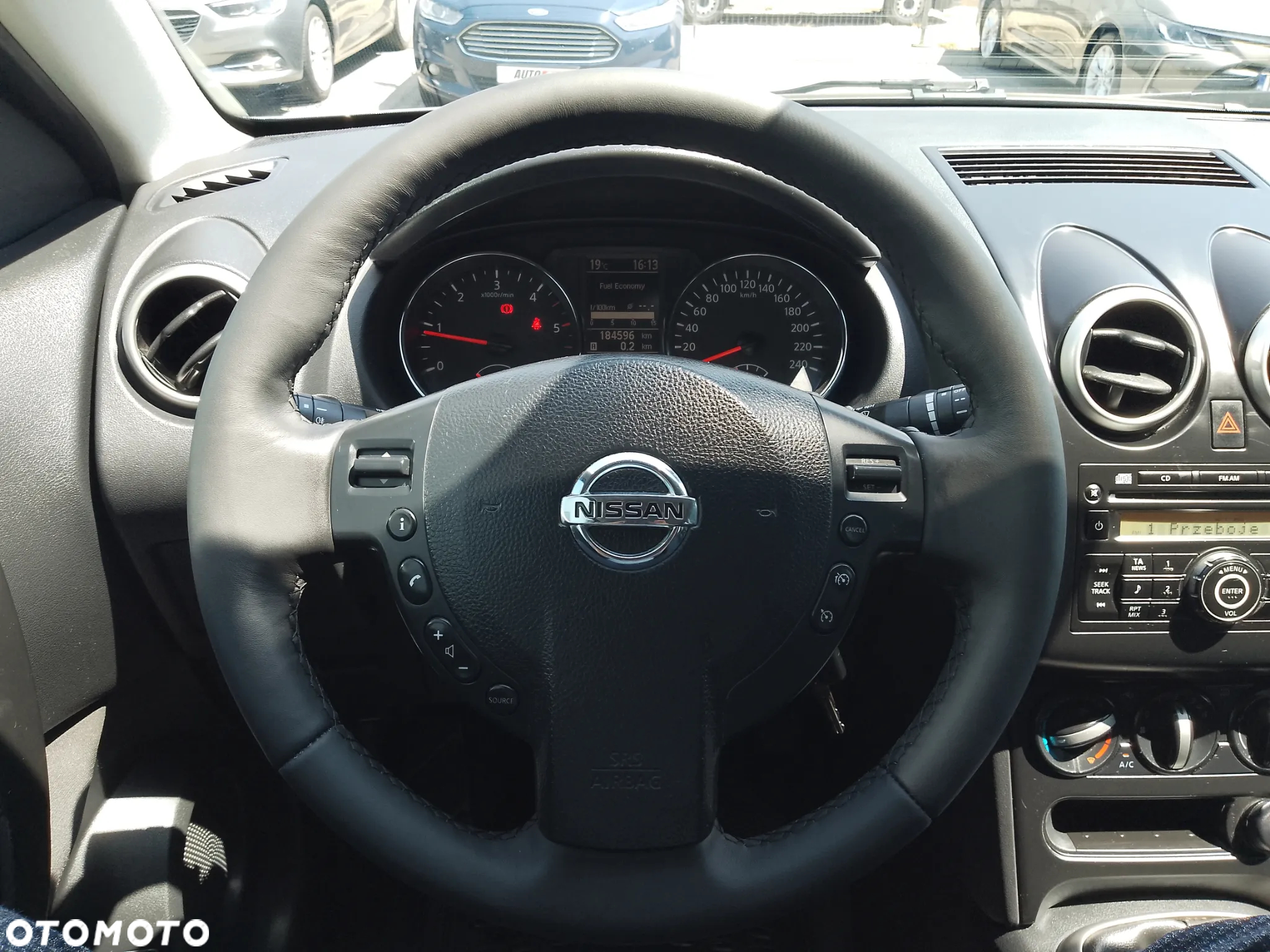 Nissan Qashqai - 10