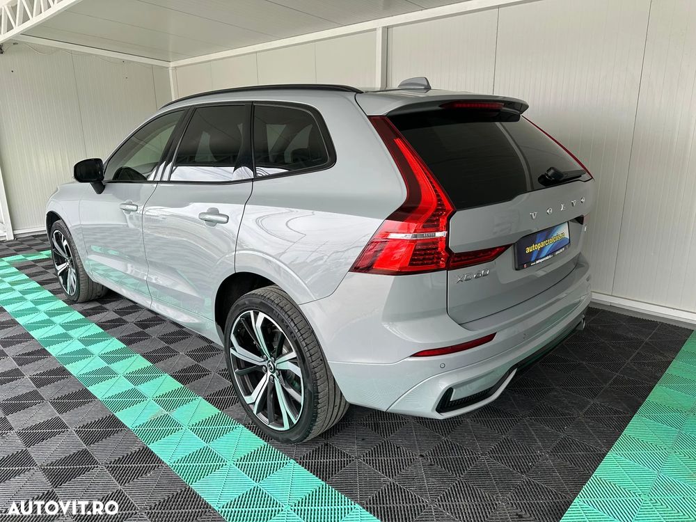 Volvo XC 60 B4 D Ultimate Dark - 5