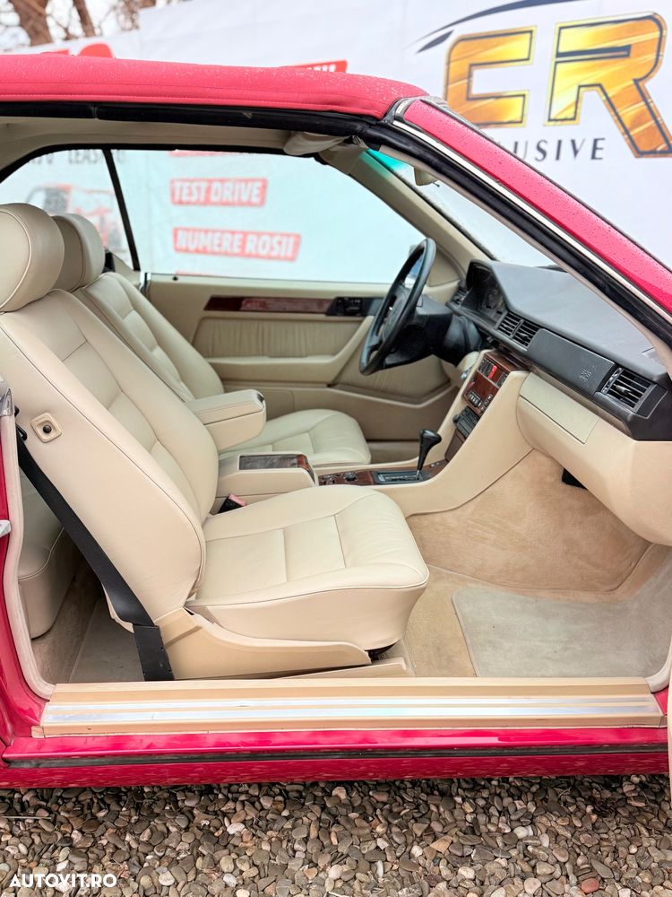 Mercedes-Benz E - 16