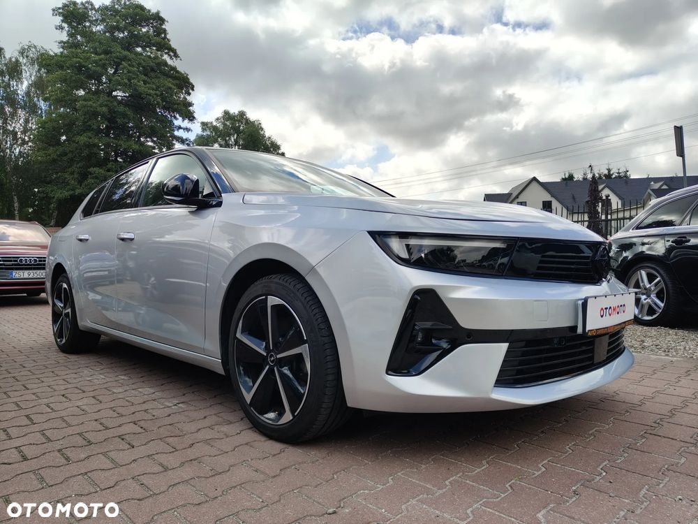 Opel Astra 1.5 GS - 3