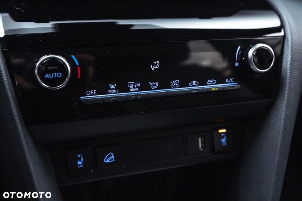 Toyota Yaris Cross Hybrid 1.5 Style AWD - 12