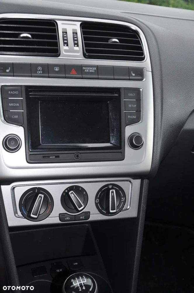 Volkswagen Polo - 18