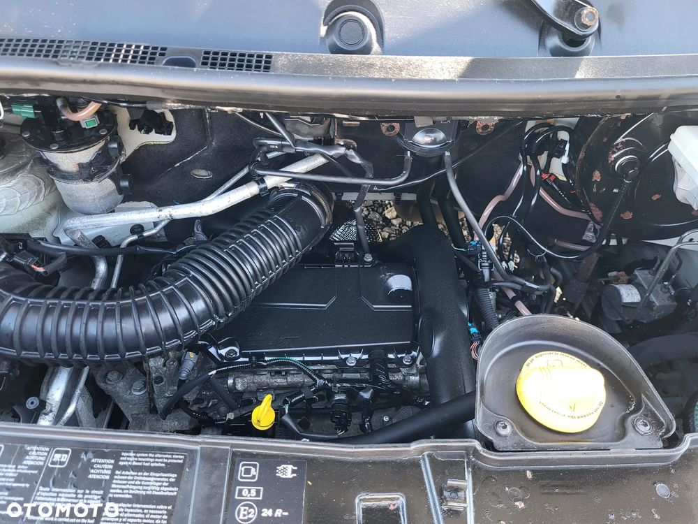 Nissan Nv 400 Master movano z zabudową warsztatową klima super stan - 15