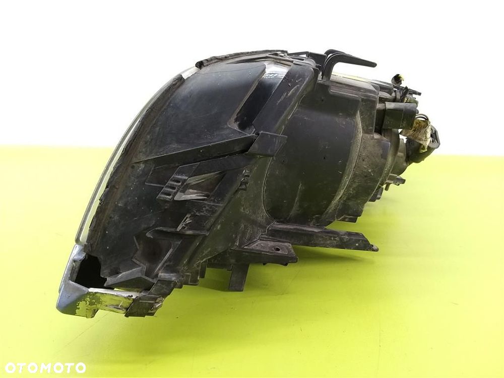 Reflektor lampa przód prawa BMW Seria 3 E46 1998-2007 0301089606 6902748 - 6