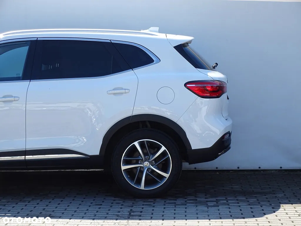 MG EHS 1.5T-GDI PHEV Luxury - 8