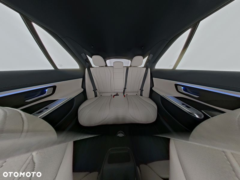 Mercedes-Benz Klasa E 300 de PHEV 4-Matic All-Terrain Avantgarde 9G-Tronic - 10