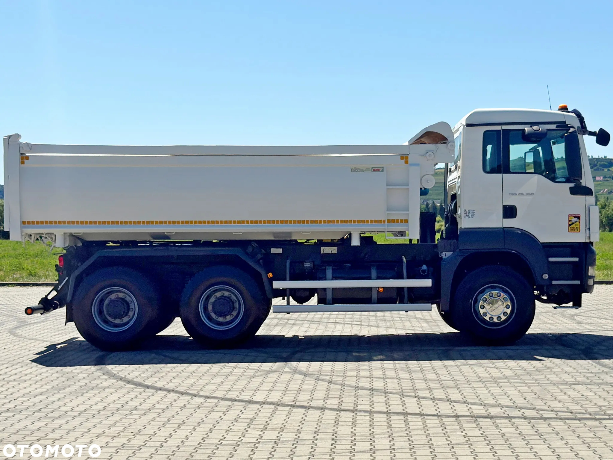 MAN TGS 26.360 * WYWROTKA 5,20 m + BORDMATIC * 6x4 * STAN BDB - 6