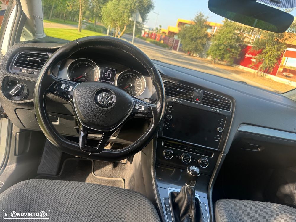 VW Golf - 10