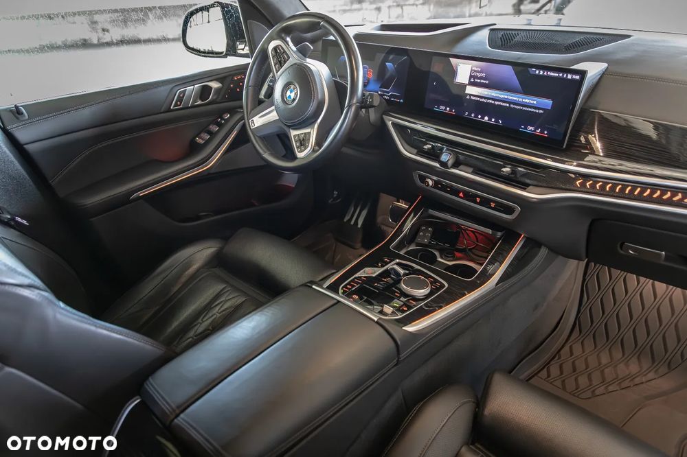 BMW X7 - 10