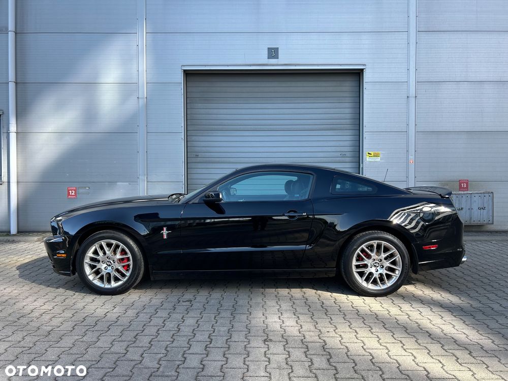Ford Mustang - 5