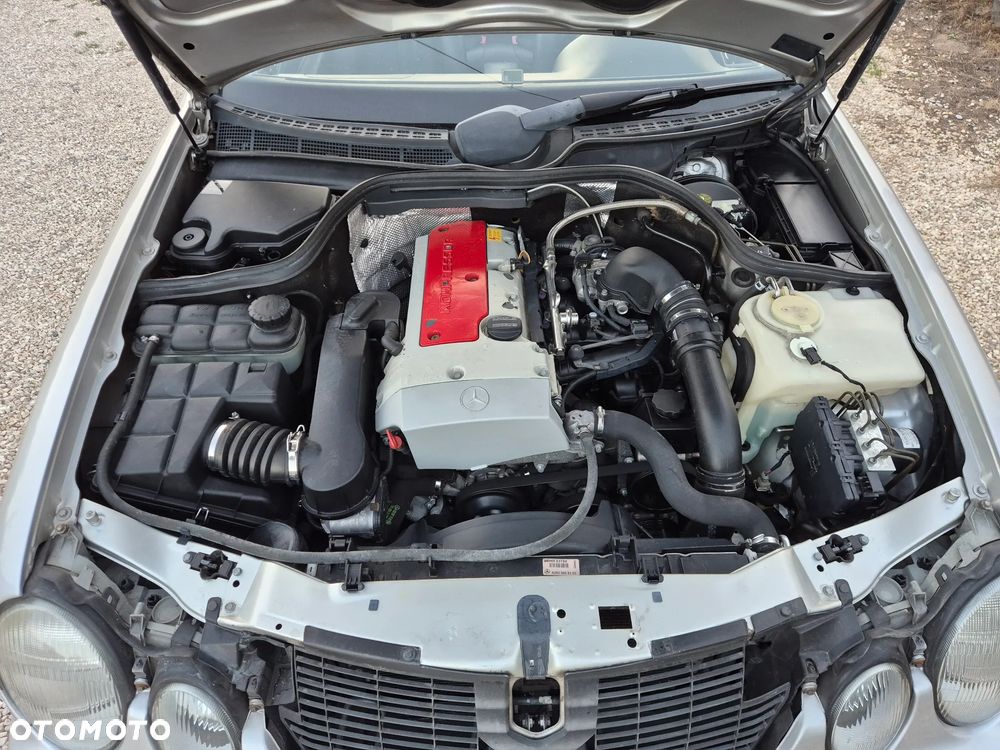 Mercedes-Benz CLK - 25