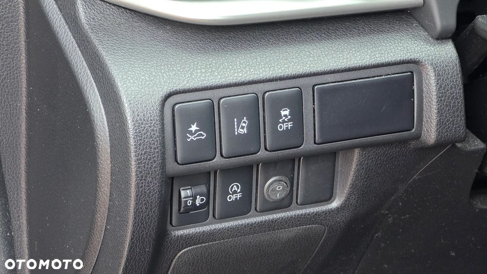 Mitsubishi Eclipse Cross 1.5 T GPF Invite Plus - 20