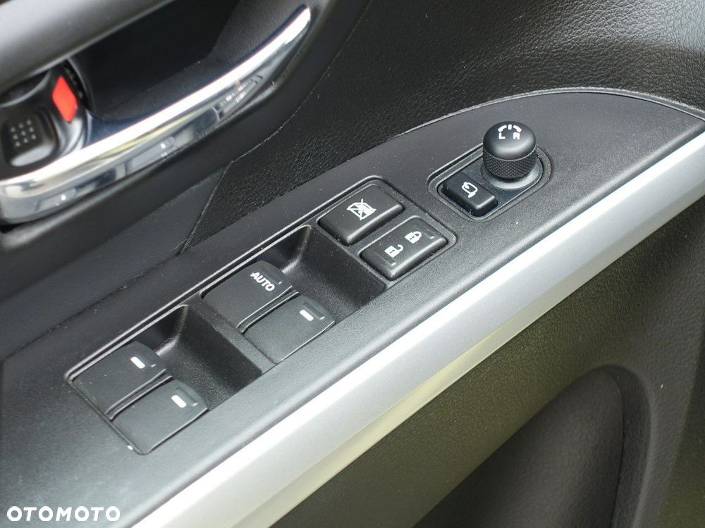 Suzuki SX4 S-Cross 1.6 VVT 4x4 limited - 17