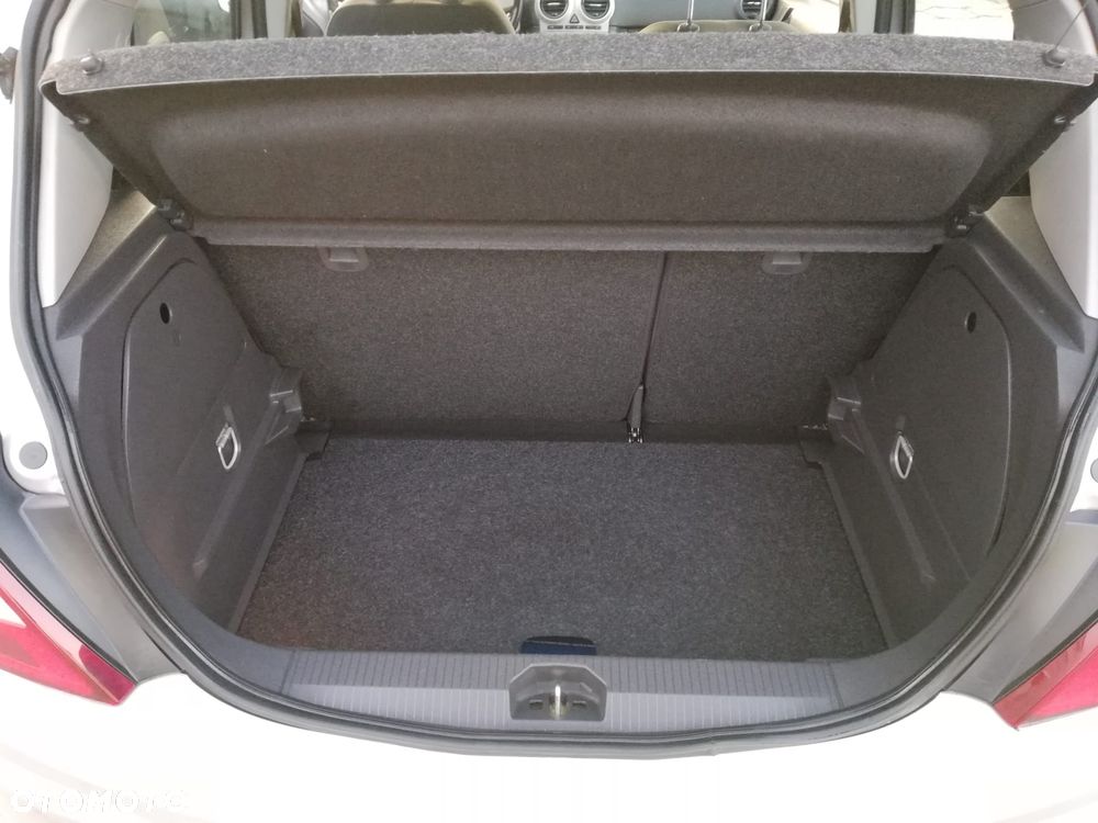 Opel Corsa 1.2 16V Innovation 110 Jahre - 10