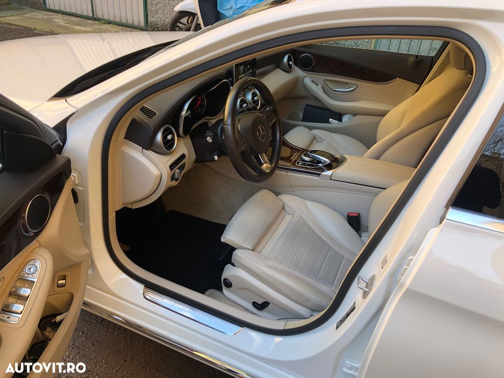 Mercedes-Benz C - 6