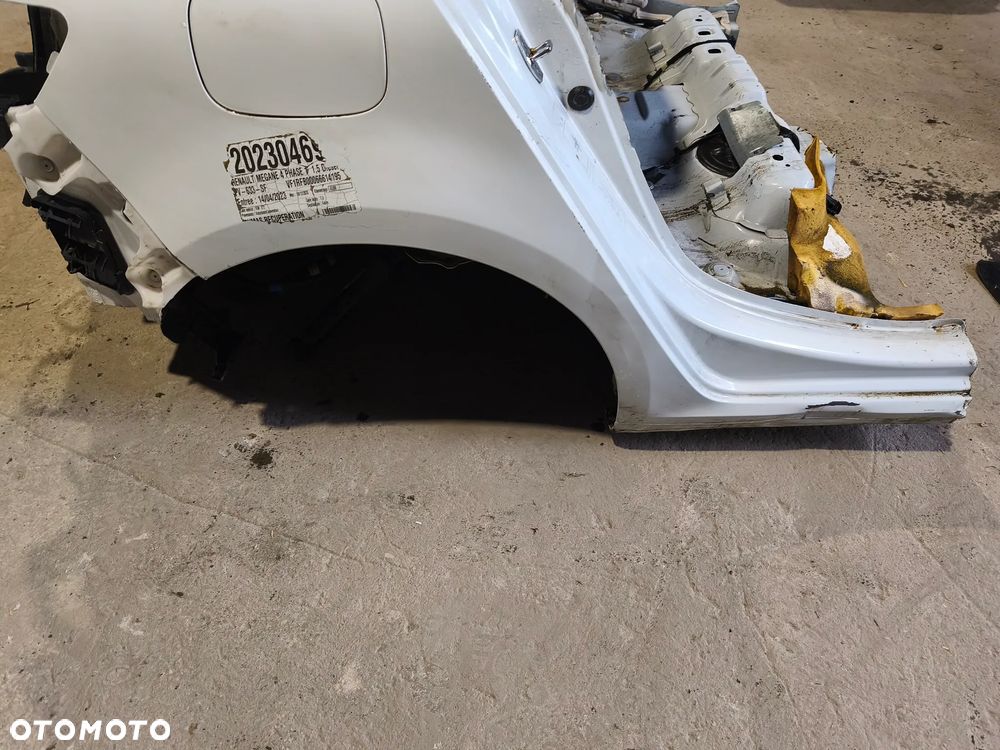 PAS TYLNY WANNA BŁOTNIKI ĆWIARTKA RENAULT MEGANE IV DCI - 3