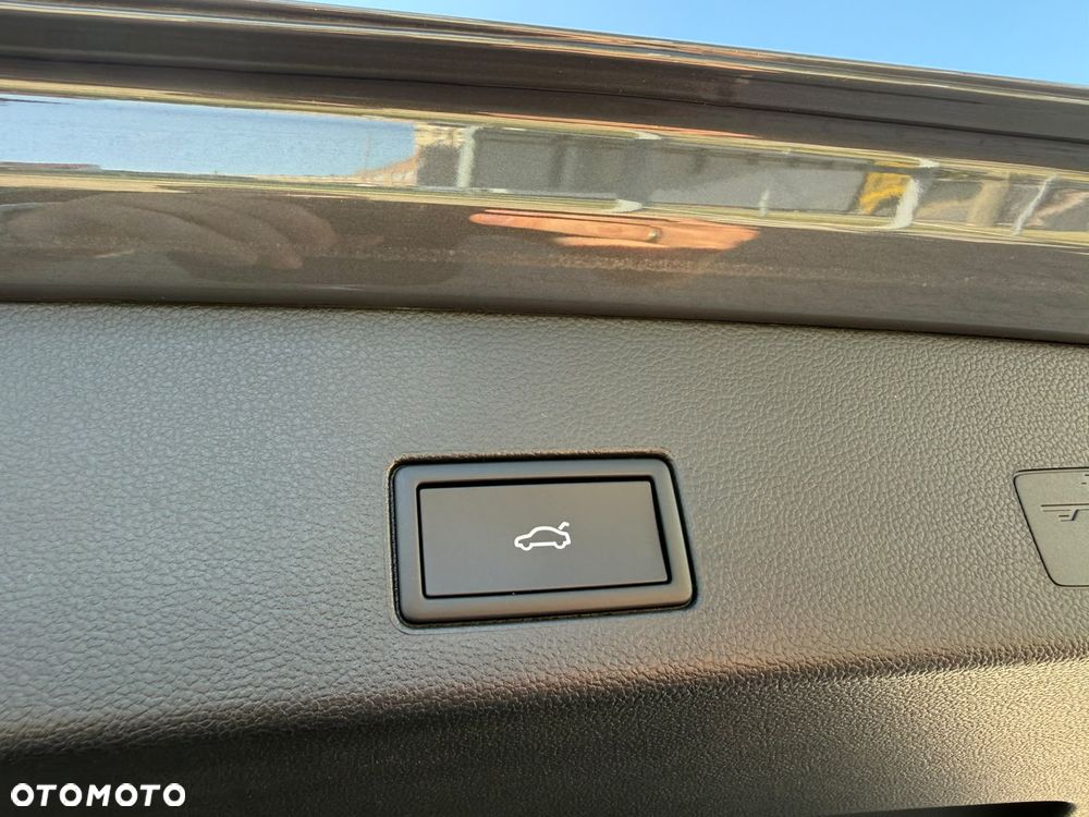 Volkswagen Golf Variant 1.5 eTSI mHEV Life DSG - 15