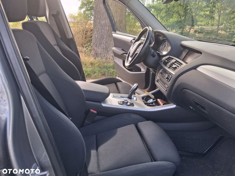 BMW X3 xDrive20d - 16