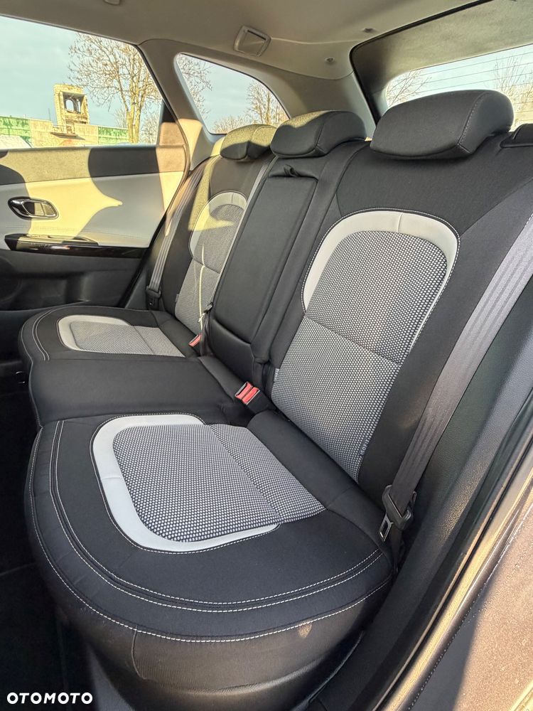 Kia Ceed 1.6 GDI DCT Platinum Edition - 23