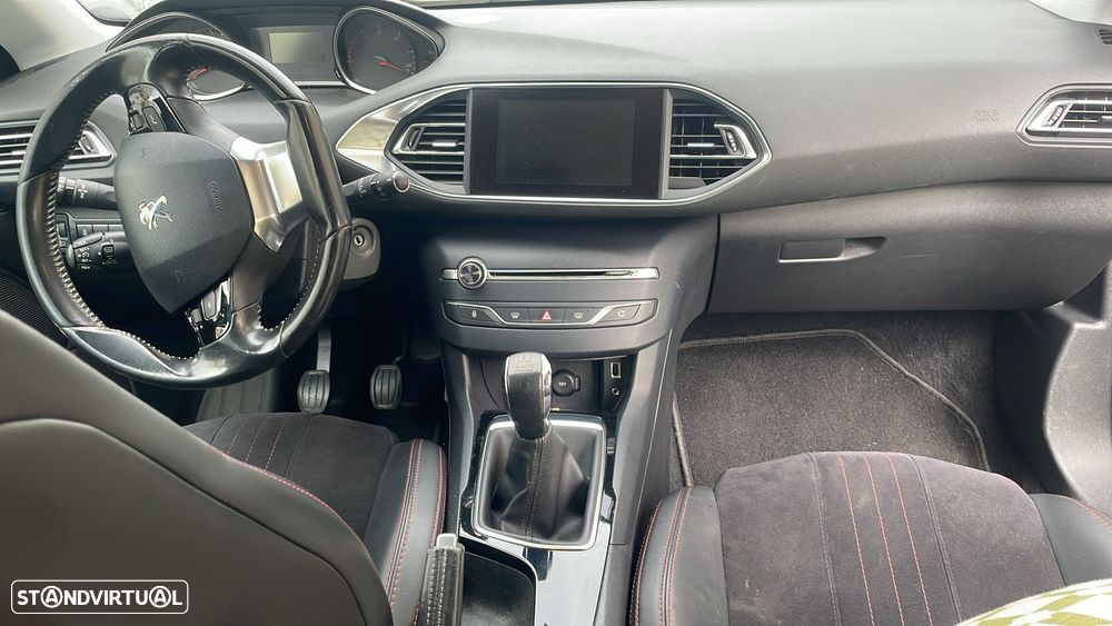 Peugeot 308 1.6 HDi Allure - 8