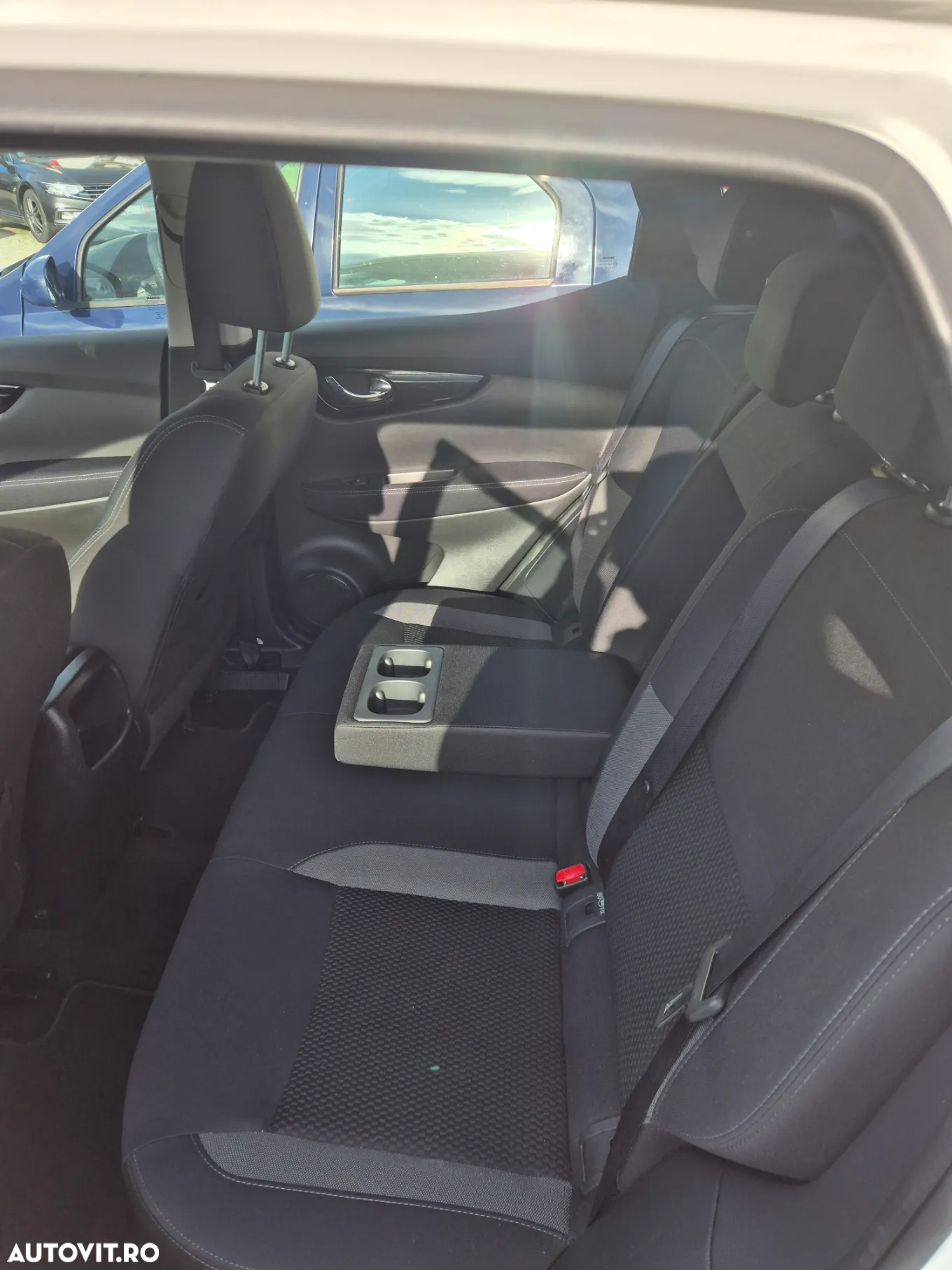 Nissan Qashqai 1.5 DCI N-CONNECTA - 9