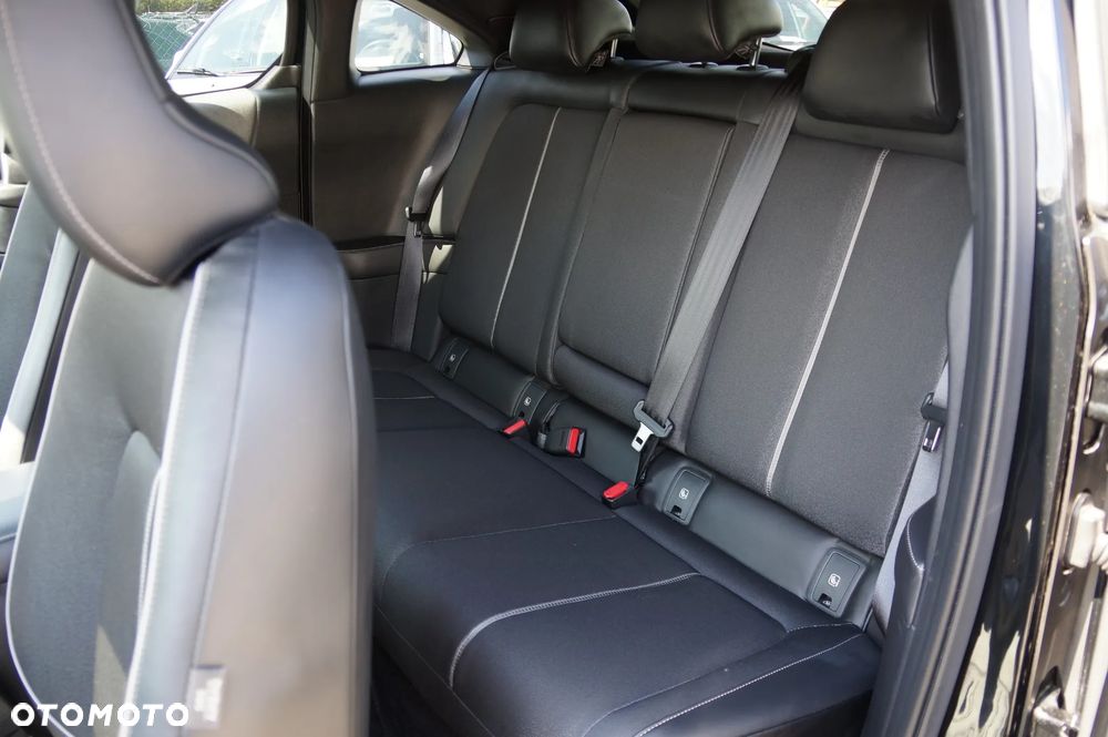 Mazda MX-30 e-SKYACTIV EXCLUSIVE-LINE - 30