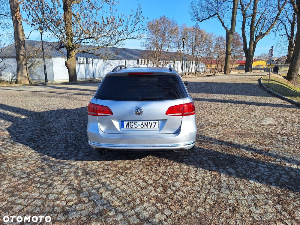 Volkswagen Passat 1.6 TDI Comfortline - 6