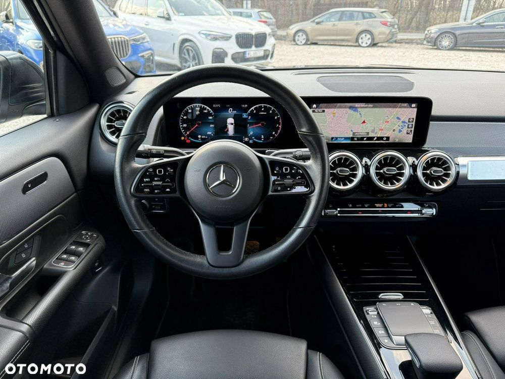 Mercedes-Benz GLB 200 7G-DCT - 28