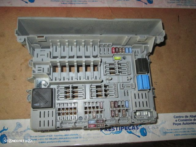 Caixa Fusiveis 6906607 BMW E91 2006 320D - 2