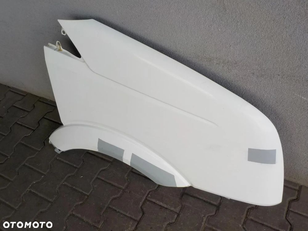 VW CRAFTER BŁOTNIK PRAWY PRZÓD BEZ RDZY - 2