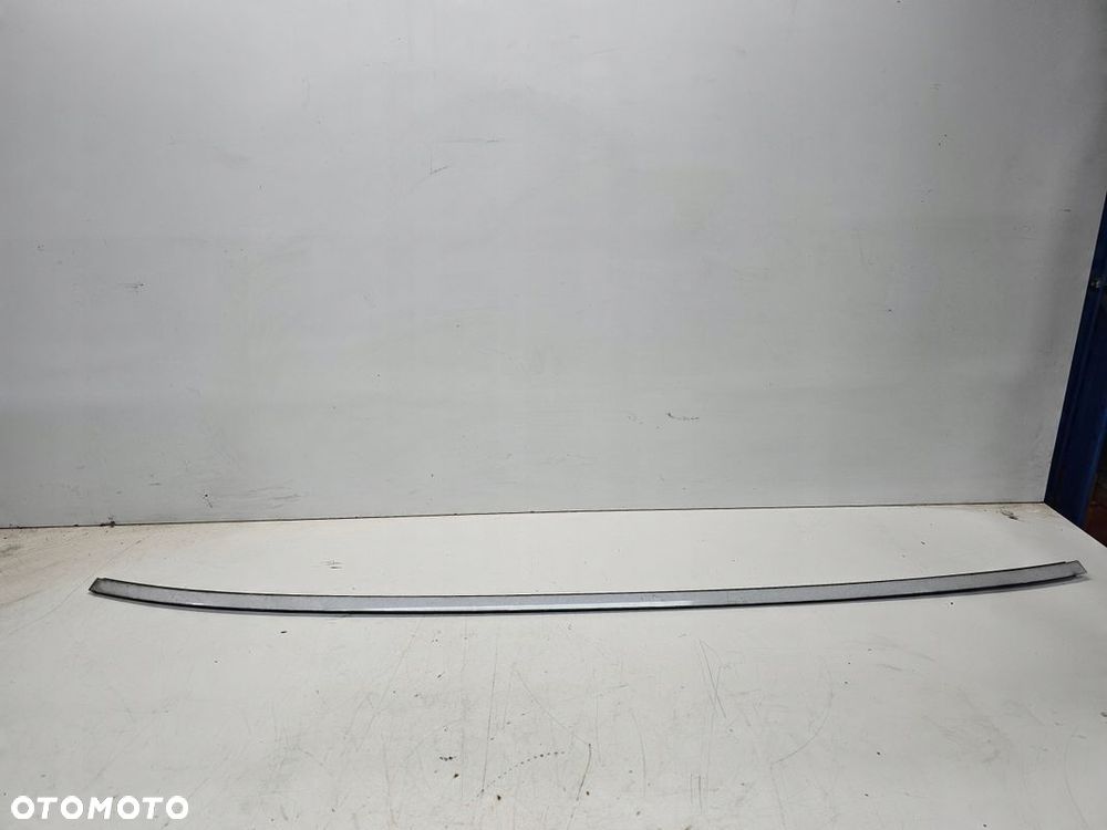 LISTWA DACHOWA PRAWA AUDI A1 8X 8X3853706C BIAŁA - 1