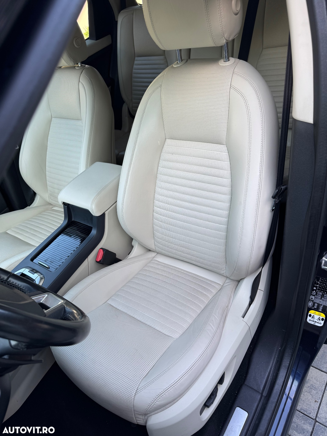 Land Rover Discovery Sport 2.0 D180 MHEV HSE - 19