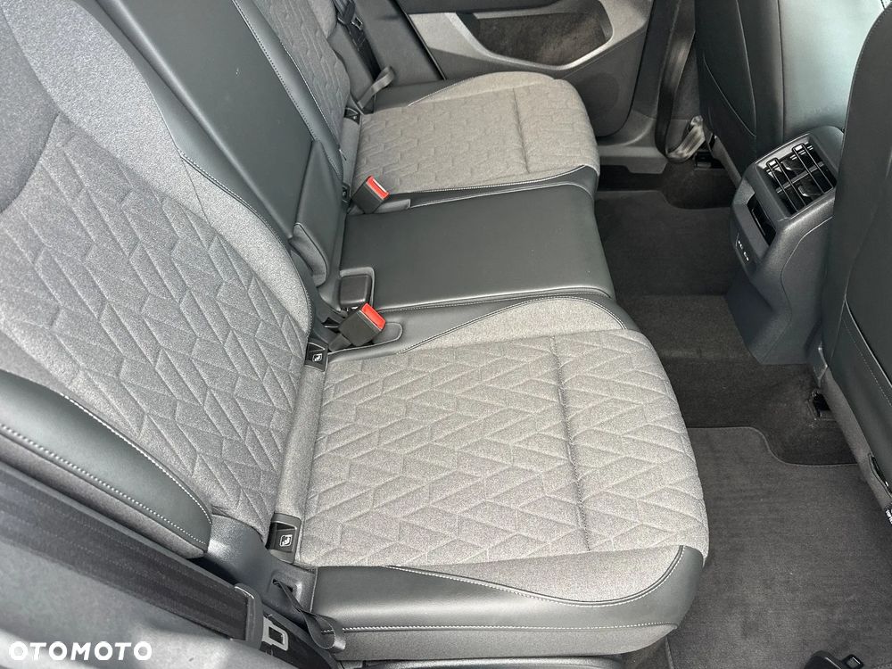 Volkswagen Tiguan - 39