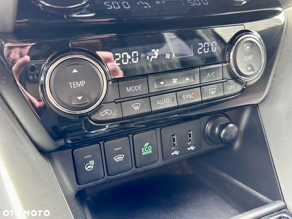 Mitsubishi Eclipse Cross 1.5 T Invite Plus CVT - 20