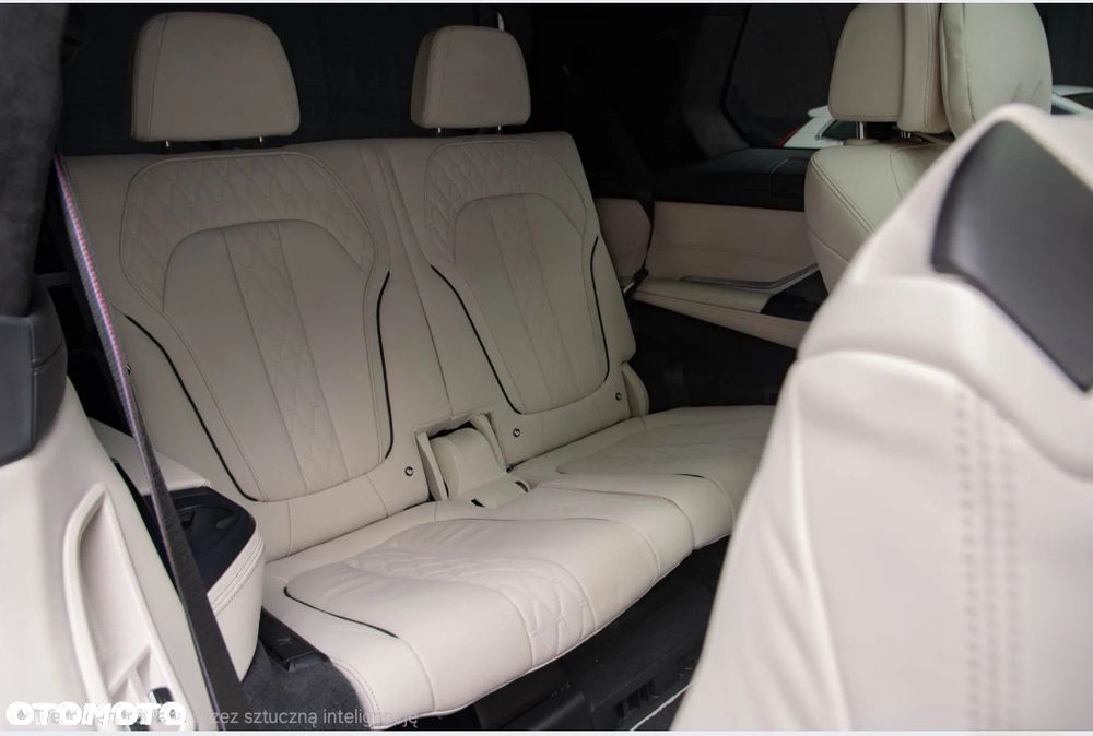 BMW X7 - 22