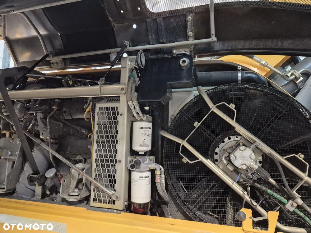 Liebherr A914 compact - 17