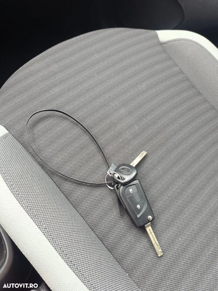 Toyota Aygo x-play connect - 5