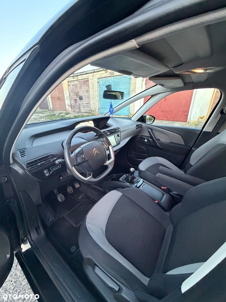Citroën C4 Picasso VTi 120 Attraction - 20
