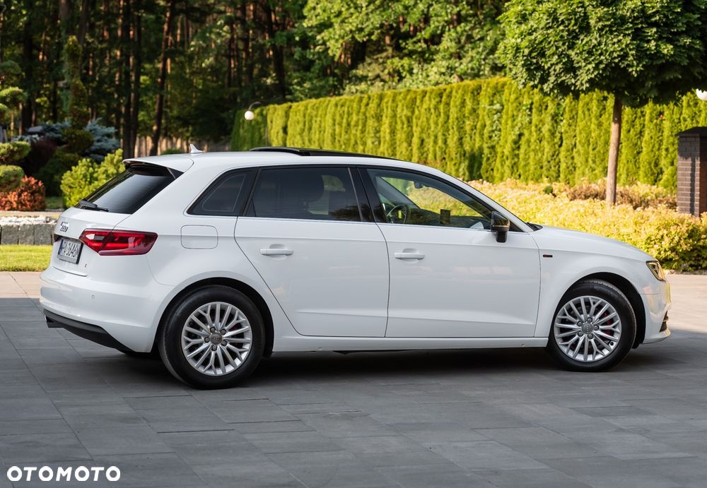 Audi A3 Sportback 2.0 TDI (clean diesel) S line Sportpaket - 21