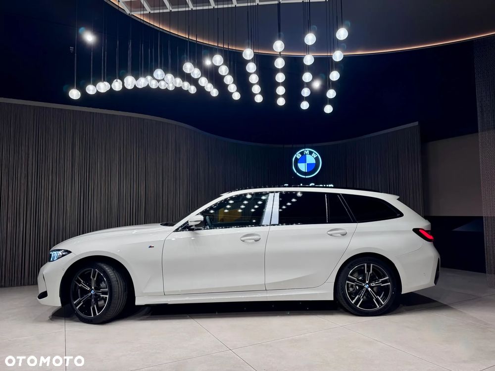 BMW Seria 3 330i xDrive M Sport - 2