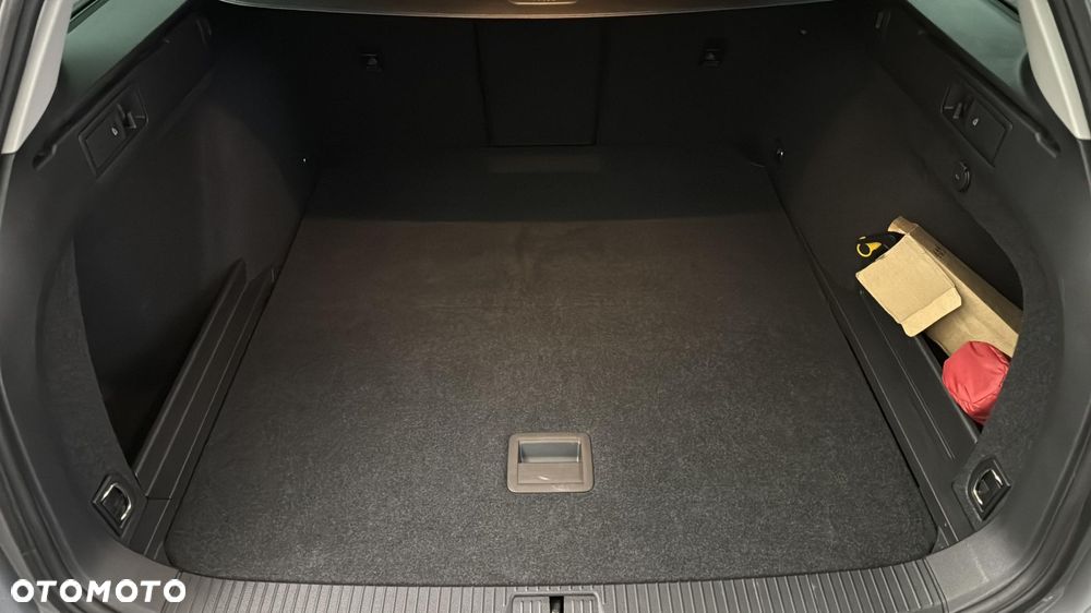 Volkswagen Passat Variant 2.0 TDI EVO Business DSG - 15