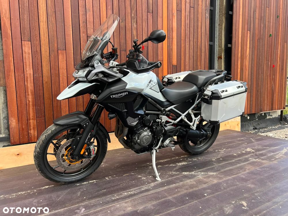 Triumph Tiger - 3