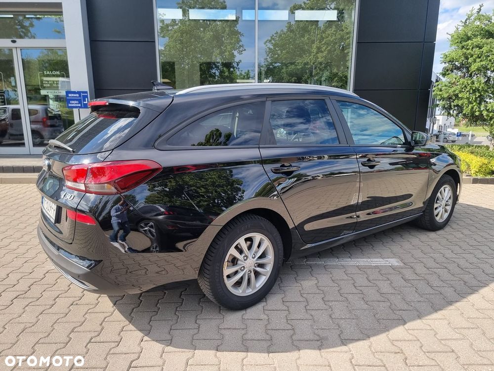 Hyundai i30 1.5 DPI Modern - 12