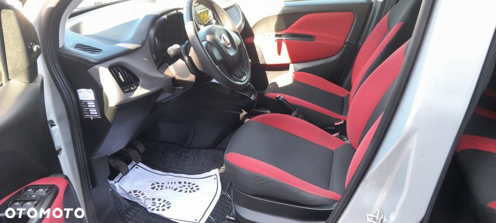 Fiat Doblo 1.4 16V Dynamic - 29