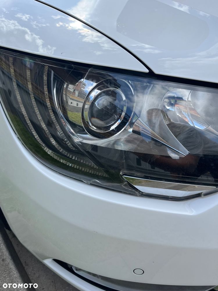 Skoda Superb 2.0 TDI Elegance DSG - 14