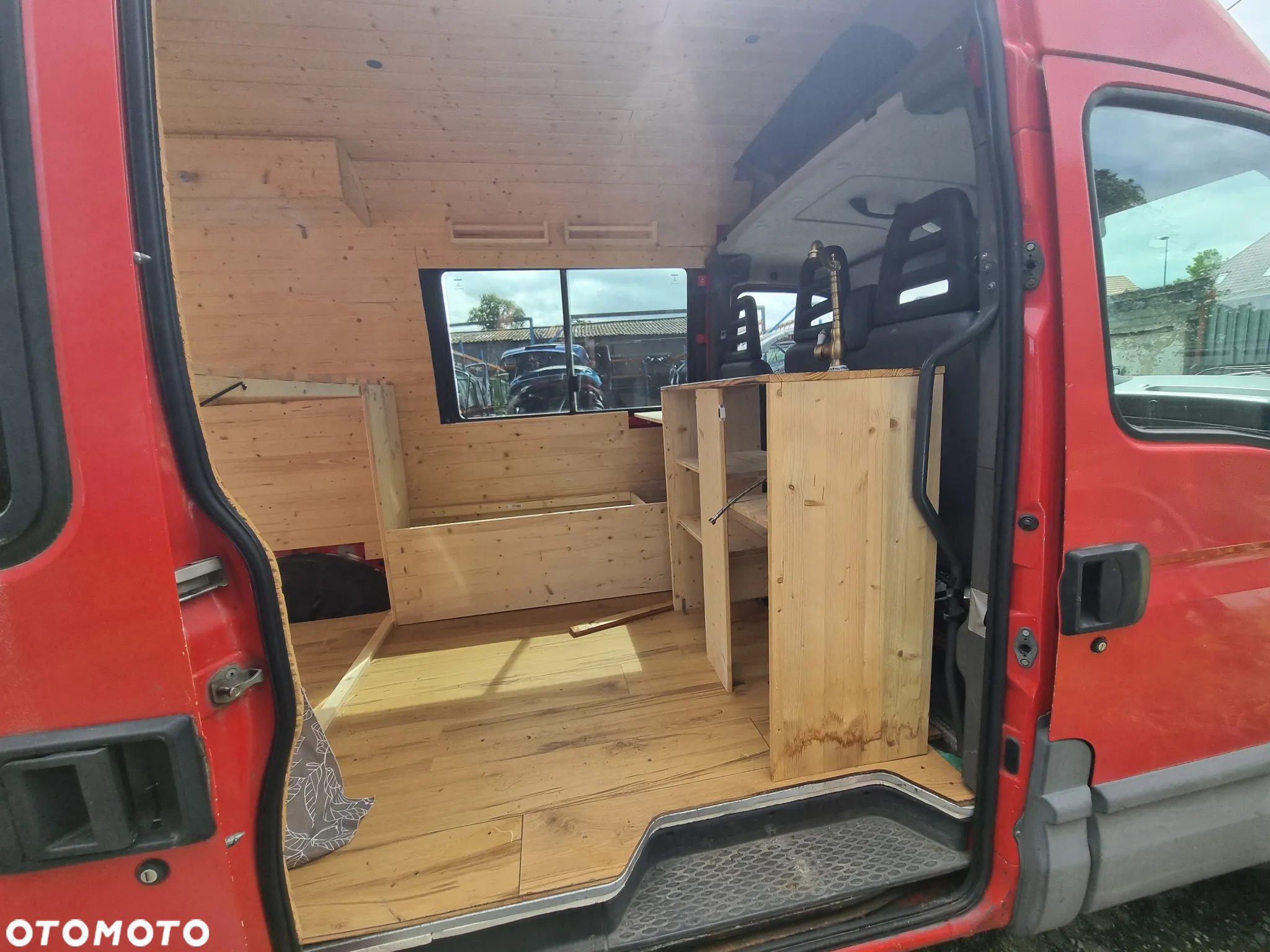 Iveco Daily Kamper - 15