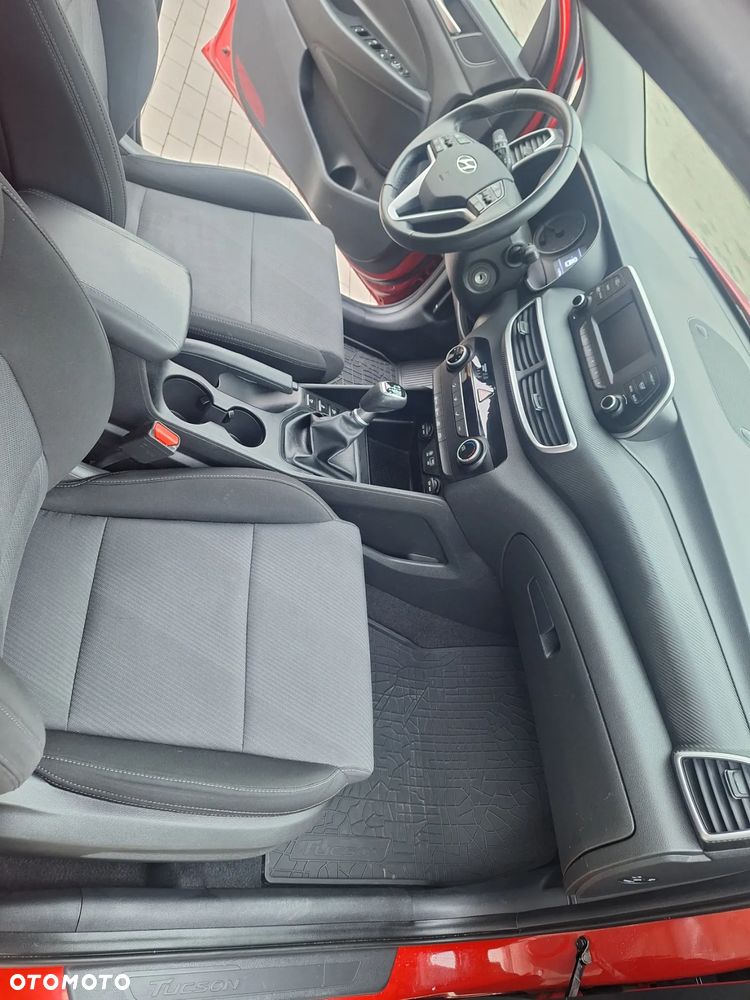 Hyundai Tucson 1.6 GDI BlueDrive Classic 2WD - 12
