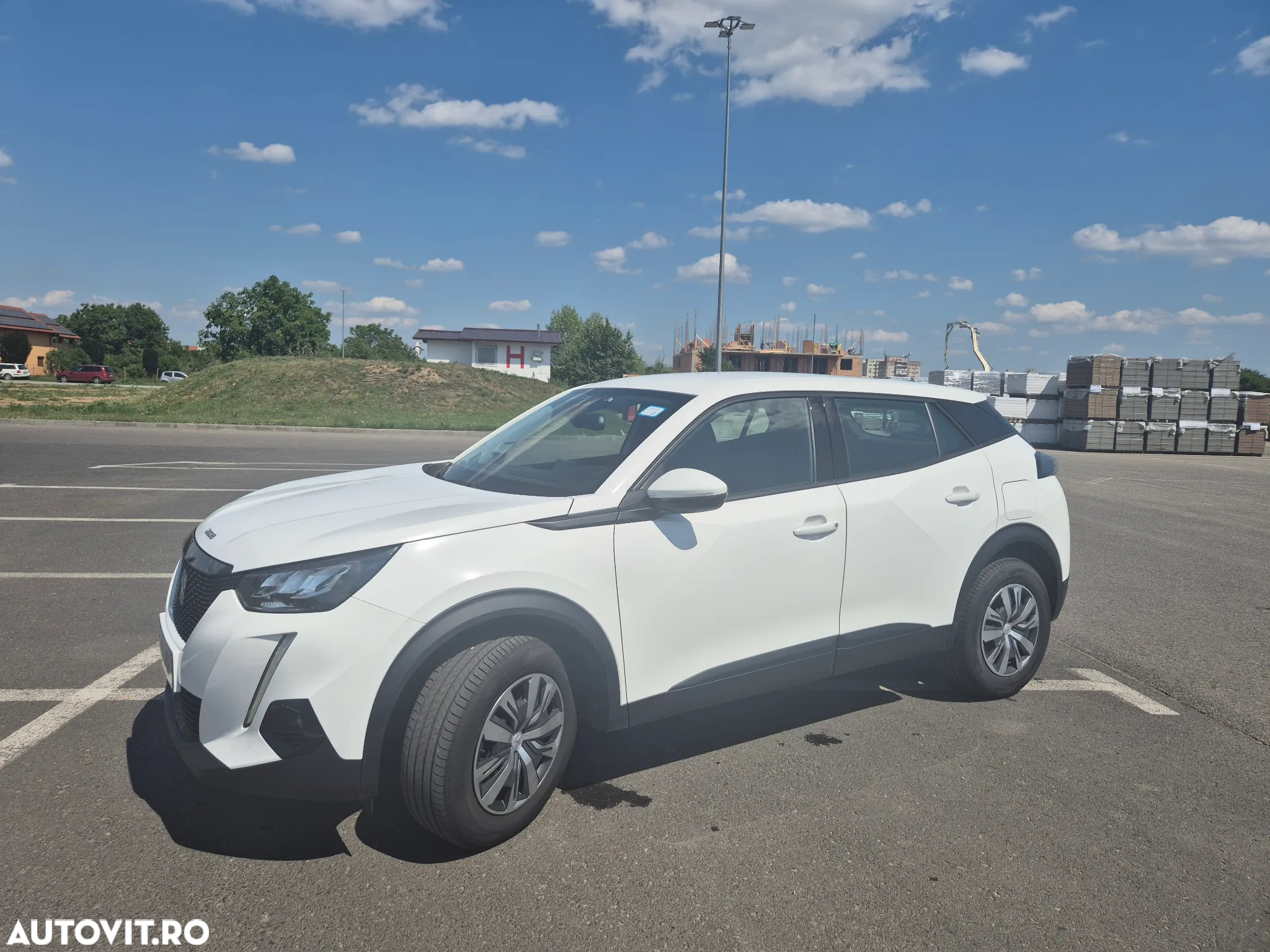 Peugeot 2008 1.5 BlueHDI 130 S&S EAT8 Allure - 9