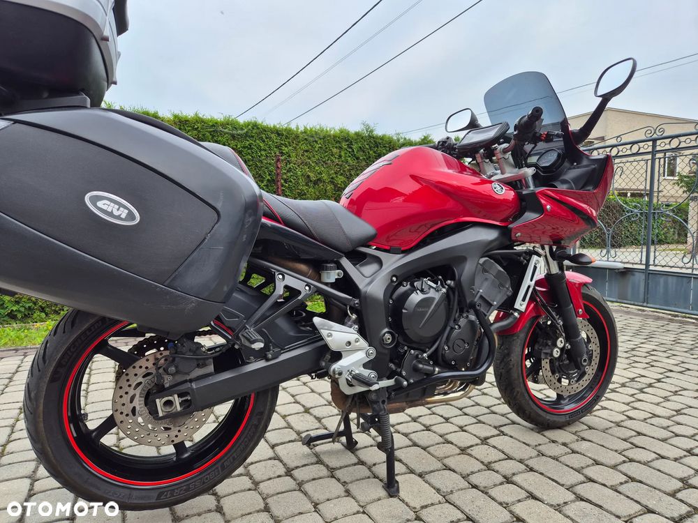 Yamaha FZ6 - 9